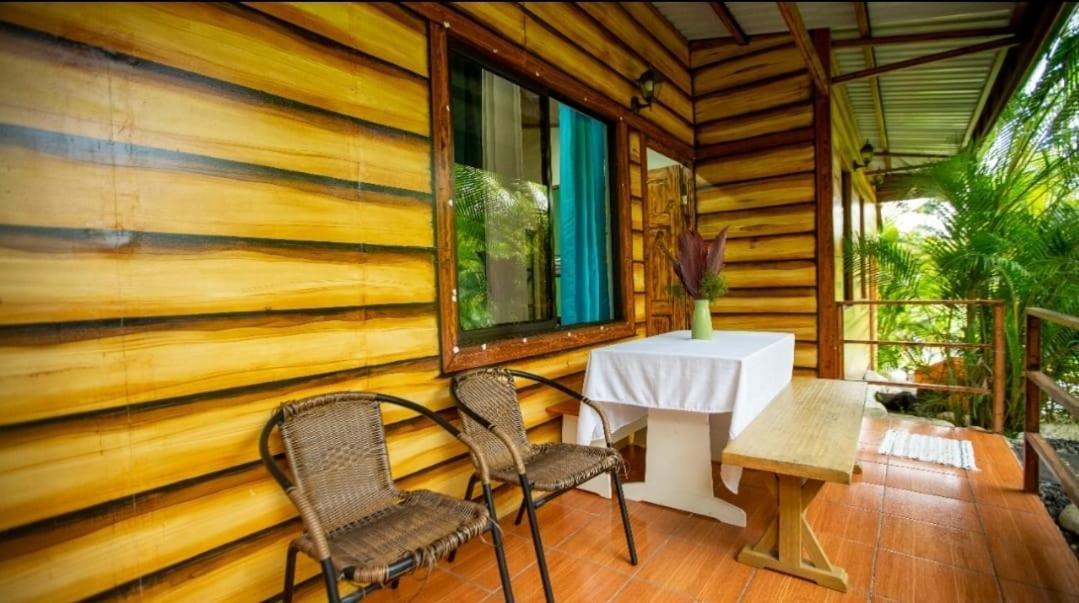 Cabanas Rio Escondido En La Fortuna Ngoại thất bức ảnh