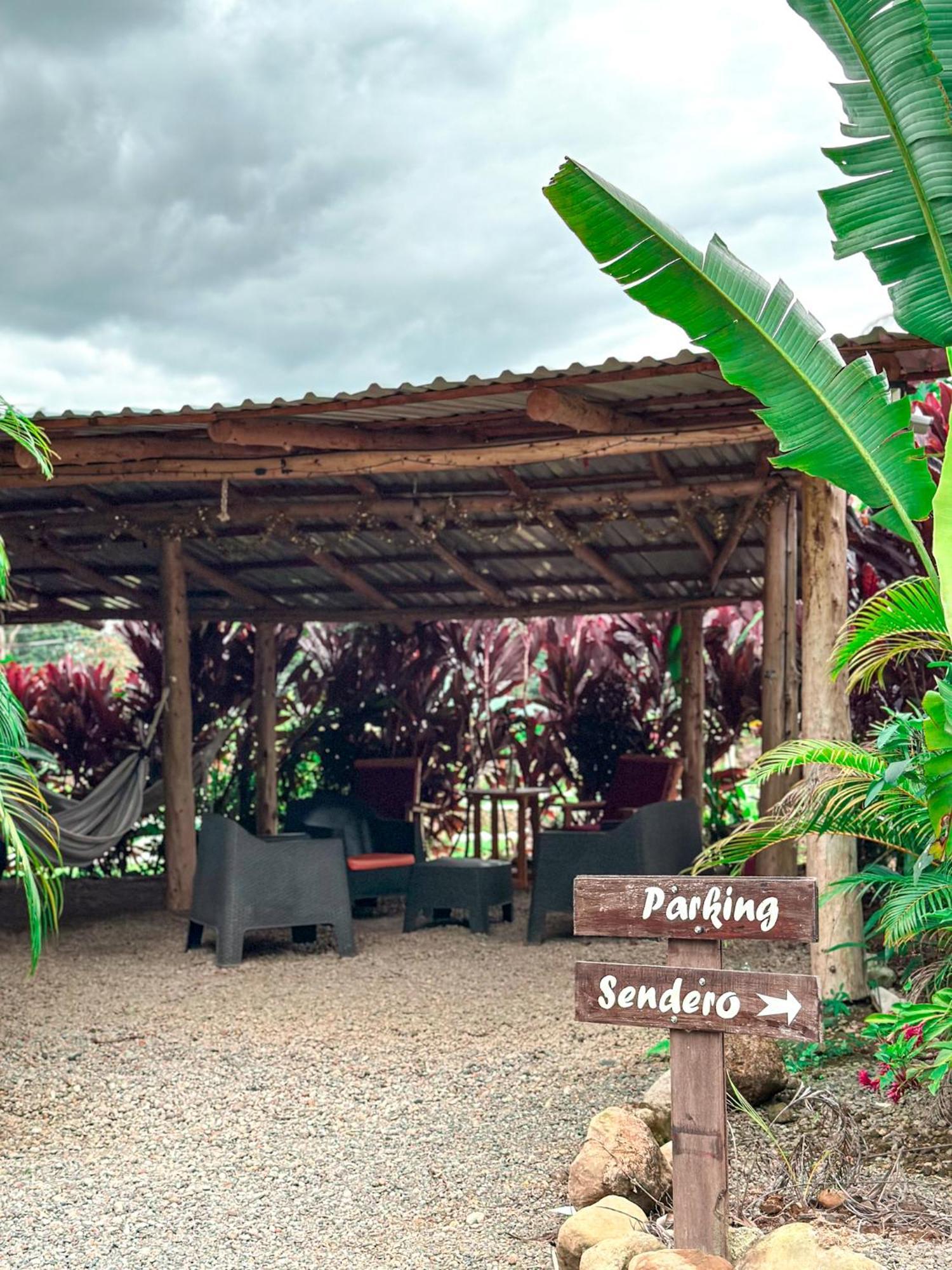 Cabanas Rio Escondido En La Fortuna Ngoại thất bức ảnh