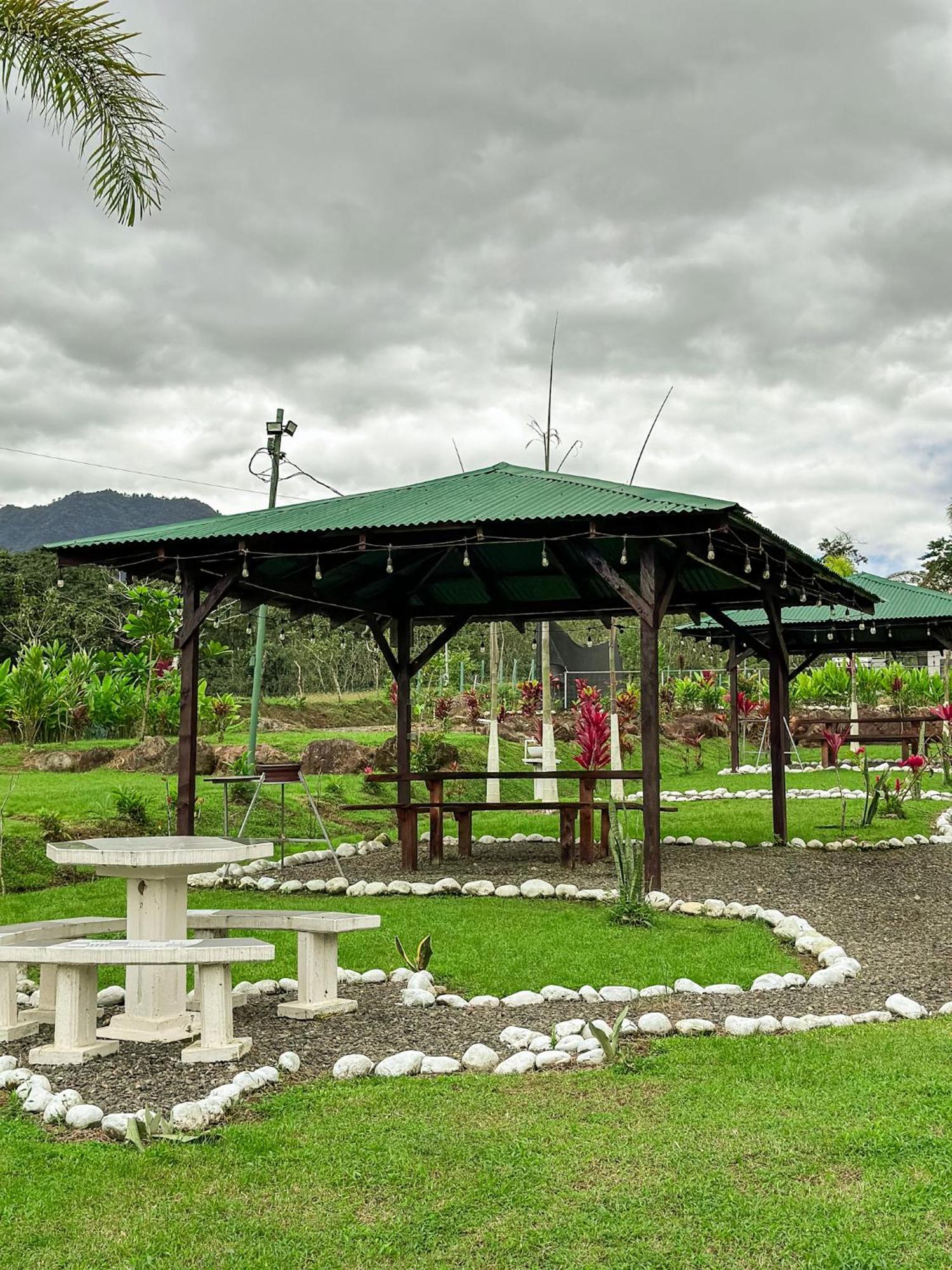 Cabanas Rio Escondido En La Fortuna Ngoại thất bức ảnh