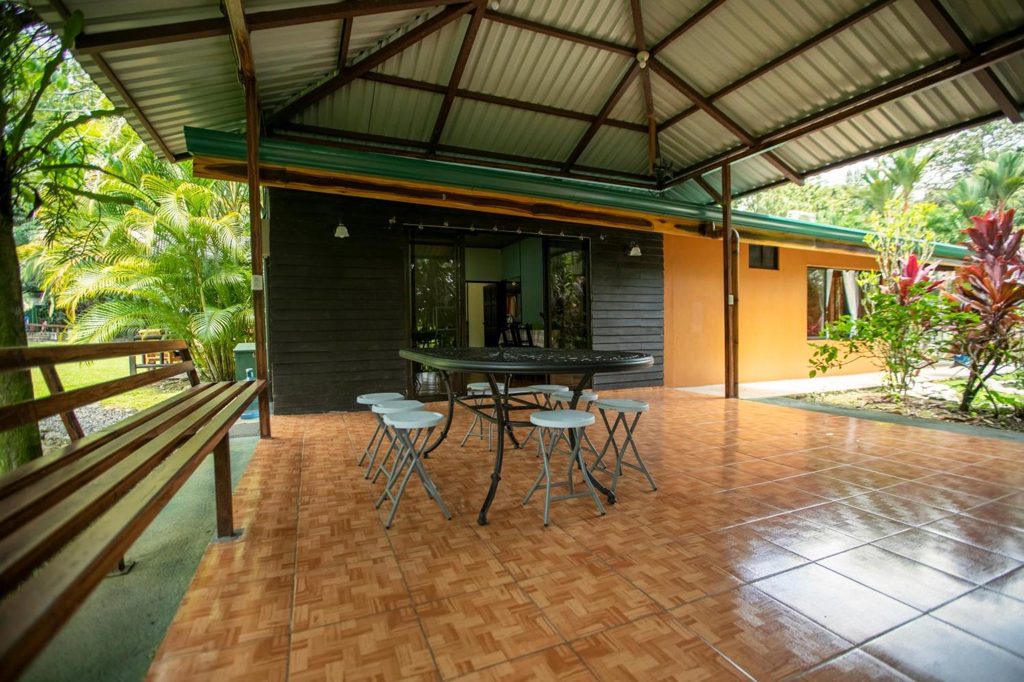 Cabanas Rio Escondido En La Fortuna Ngoại thất bức ảnh
