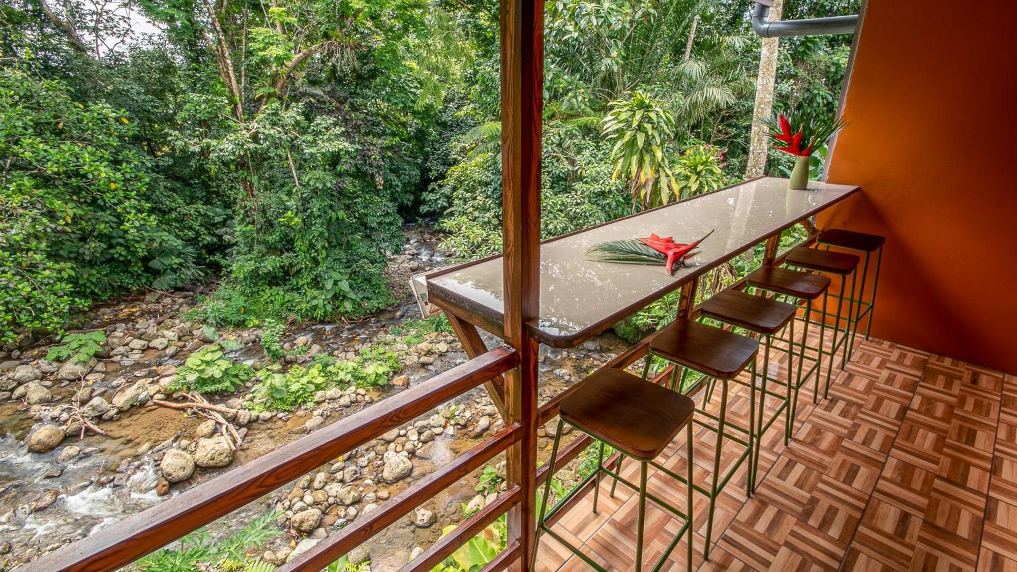 Cabanas Rio Escondido En La Fortuna Ngoại thất bức ảnh